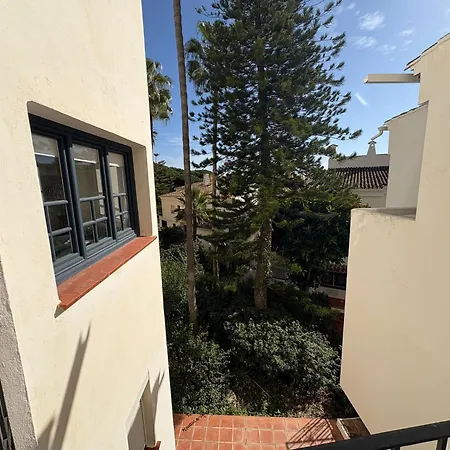 3 Bedrooms In Cabopino Marbella