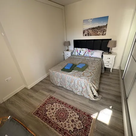 3 Bedrooms In Cabopino Apartment Marbella