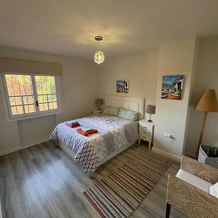 3 Bedrooms In Cabopino Apartment
